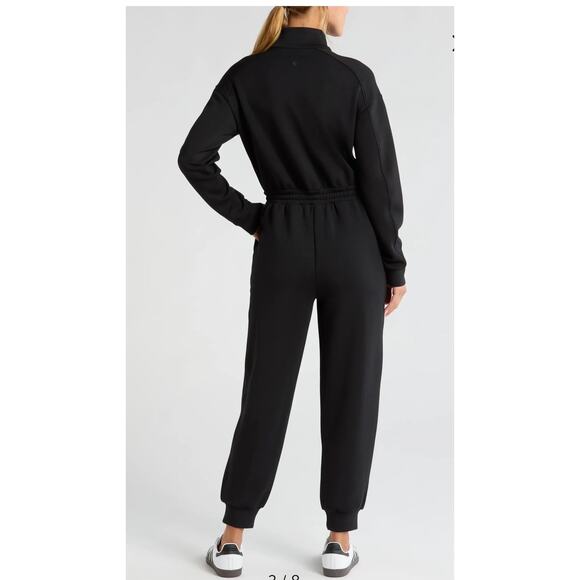 Zella Lift Off Black Long Sleeve Jumpsuit - Size Medium - Picture 2 of 6